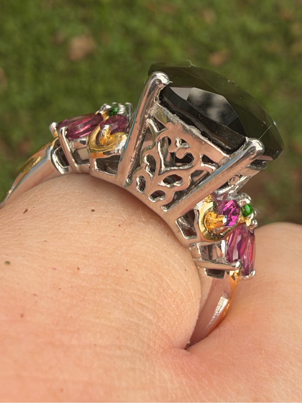 HUGE!  15.85ctw genuine spinel/rhodolite garnet/ chrome diopside ring $1002